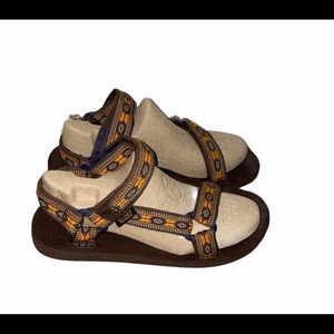 Teva Sandals size US8